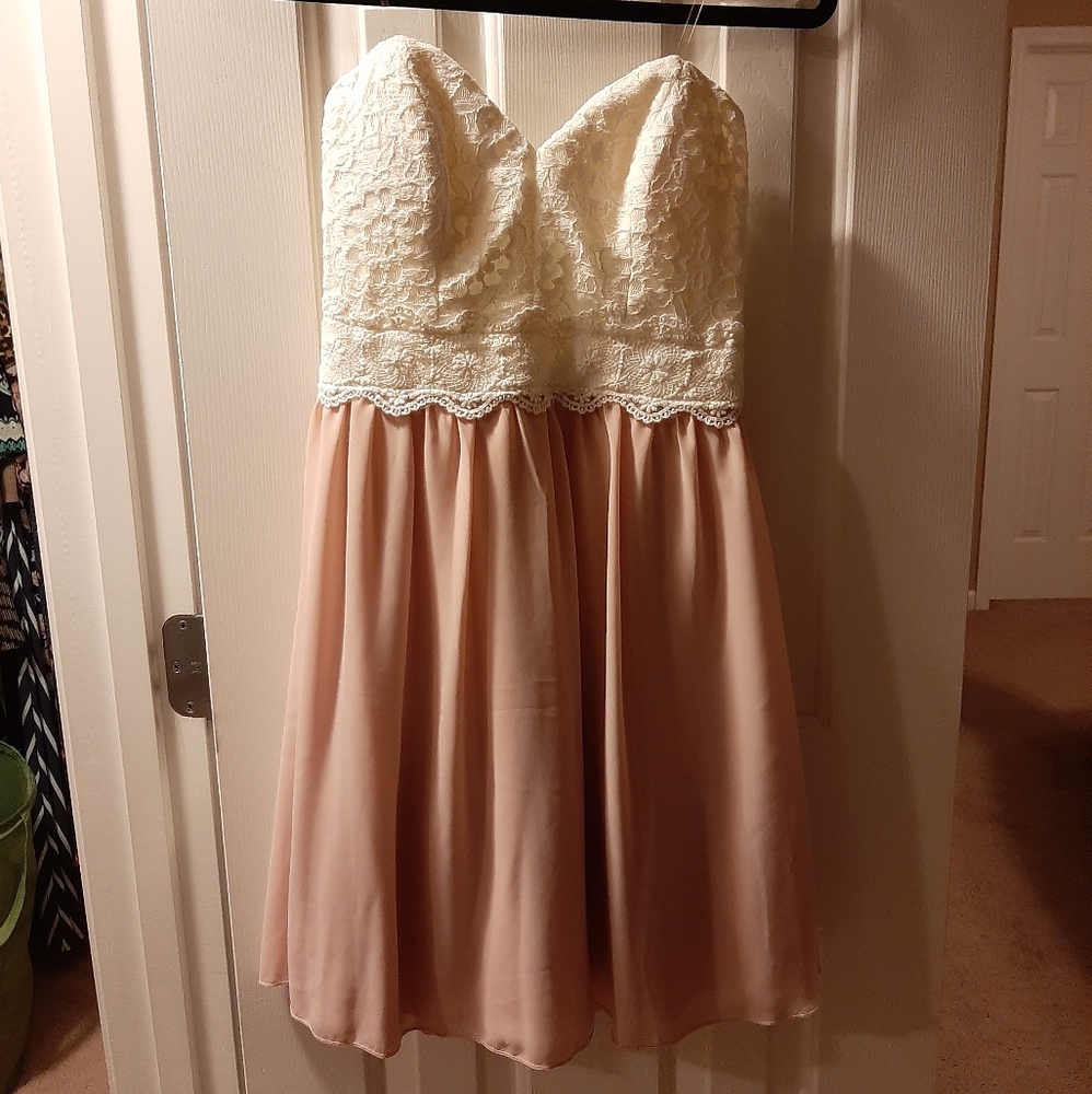 Strapless dress